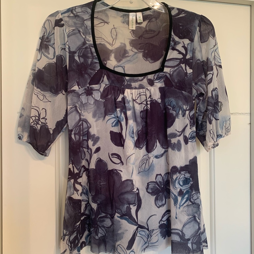 Daisy & Clover Flowered Top-M